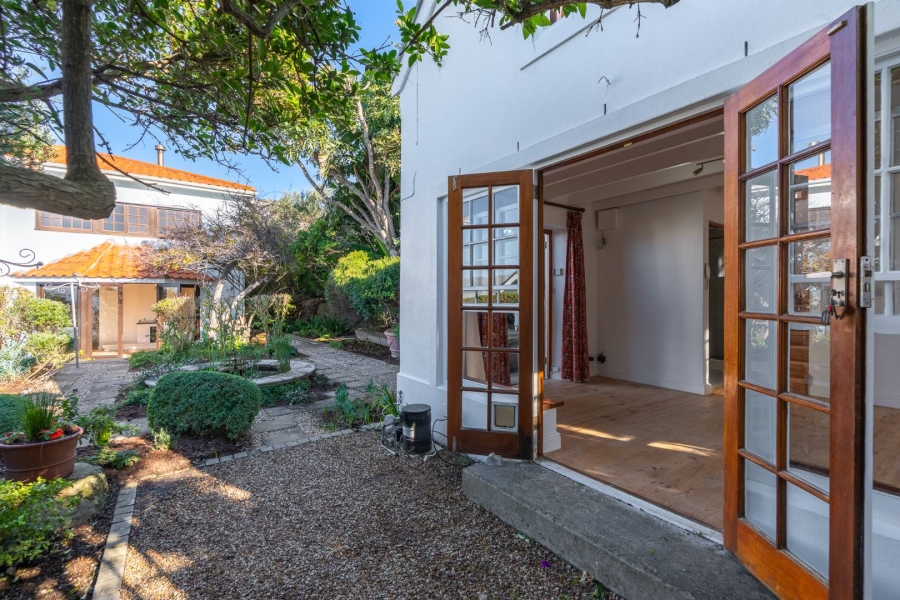 4 Bedroom Property for Sale in Kalk Bay Western Cape